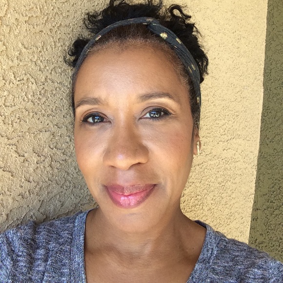 Meet your Posher, Carmen - Picture 2 of 2